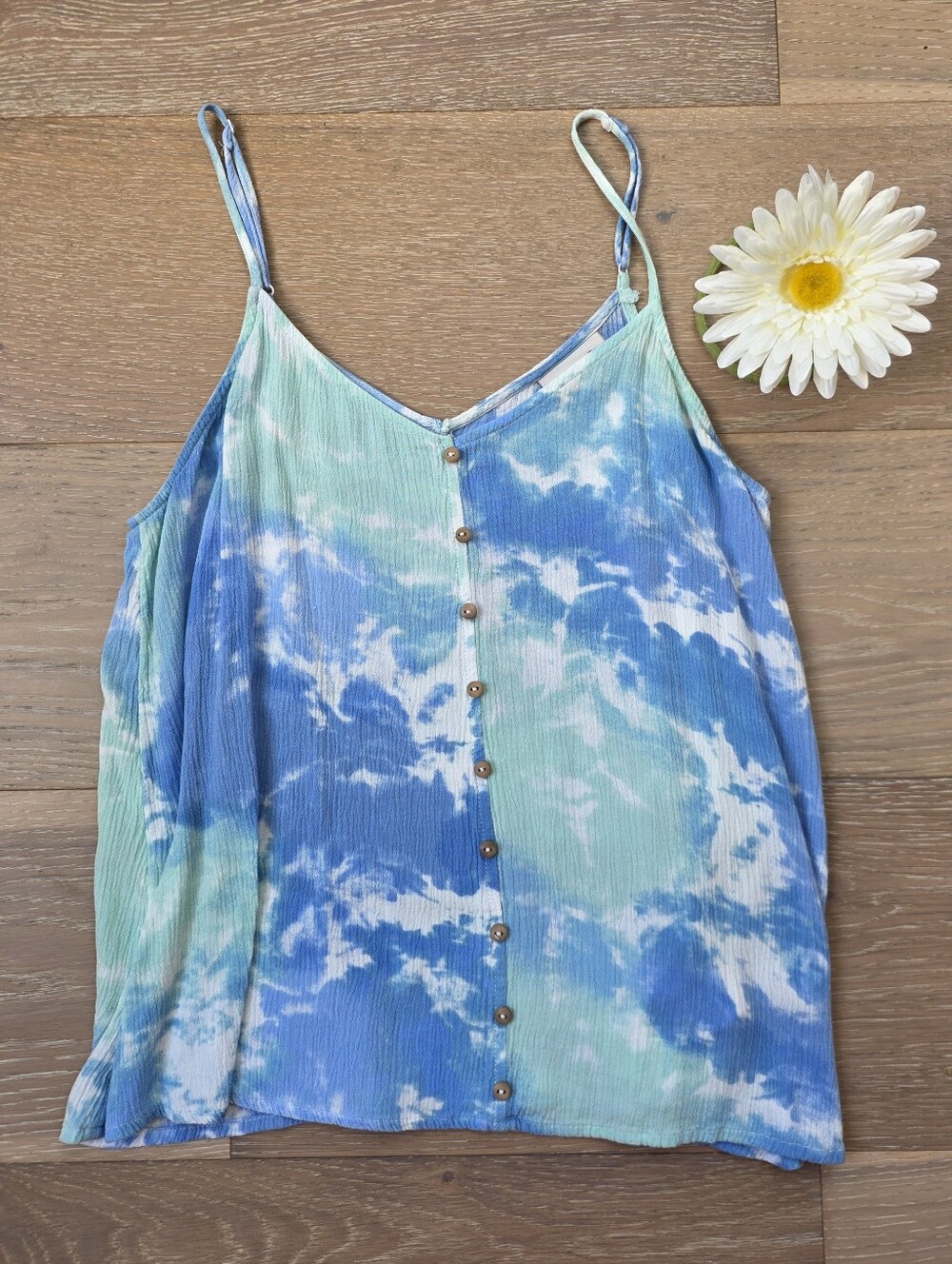 SO Blue & Green Tie-Dye Button-Front Spaghetti Strap Camisole
